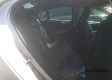 2014 Volvo S60 T5 from USA, damaged, VIN YV1612FH1E1289885